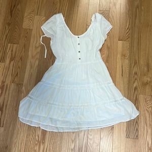 White short sleeve hollister dress